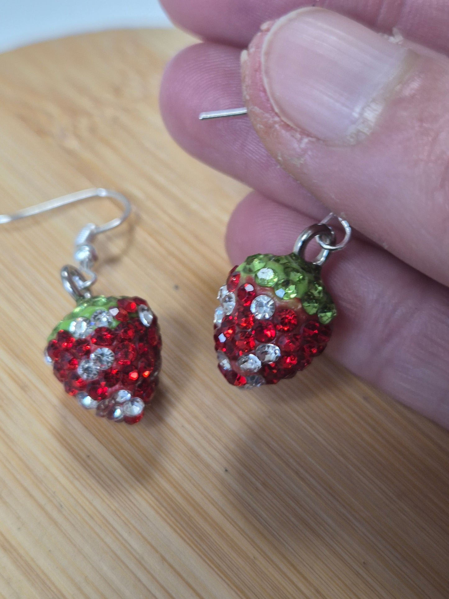 Boucles d'oreilles fraise