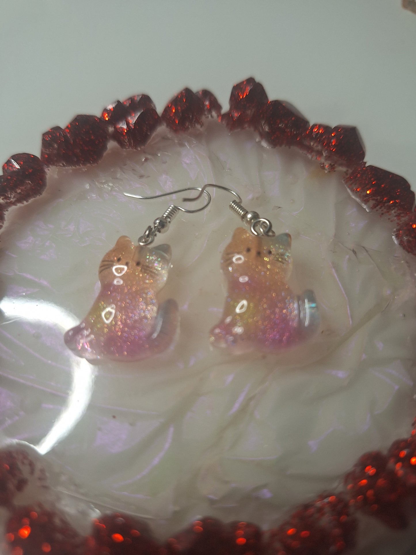 Boucles d'oreilles chat arc en ciel