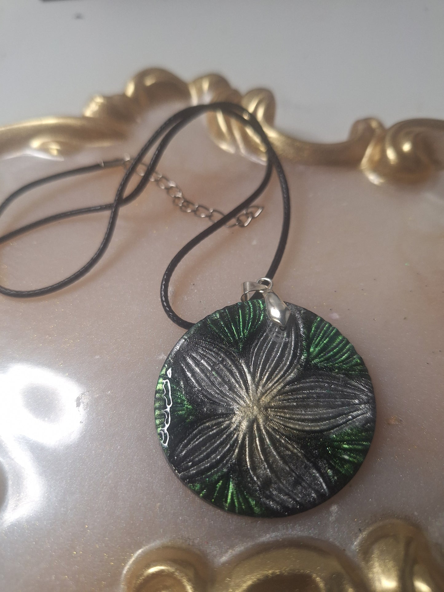 Collier fleur de tiare