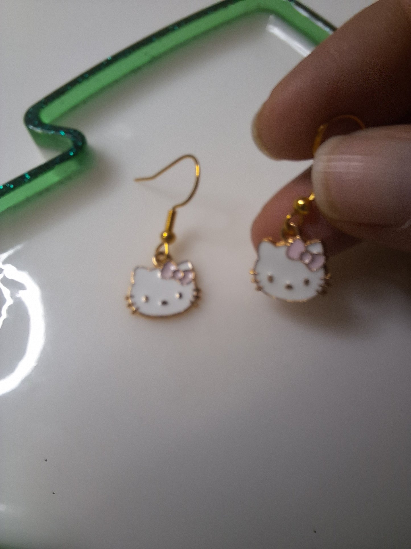Boucles d'oreilles hello kitty
