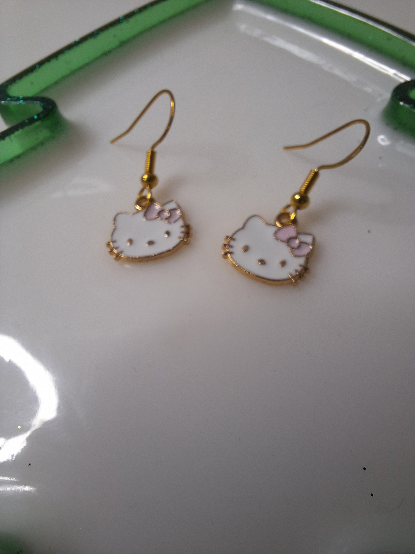 Boucles d'oreilles hello kitty