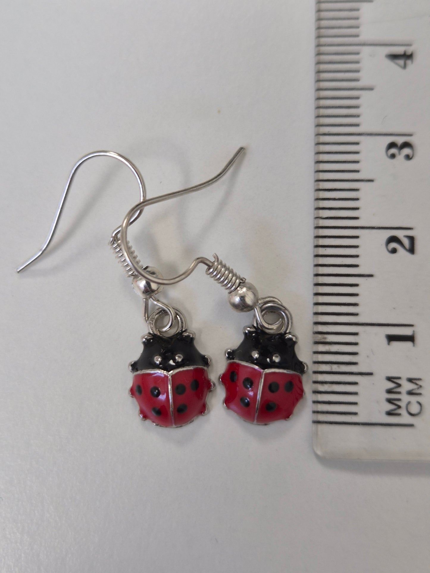 Boucles d'oreilles coccinelle 🐞