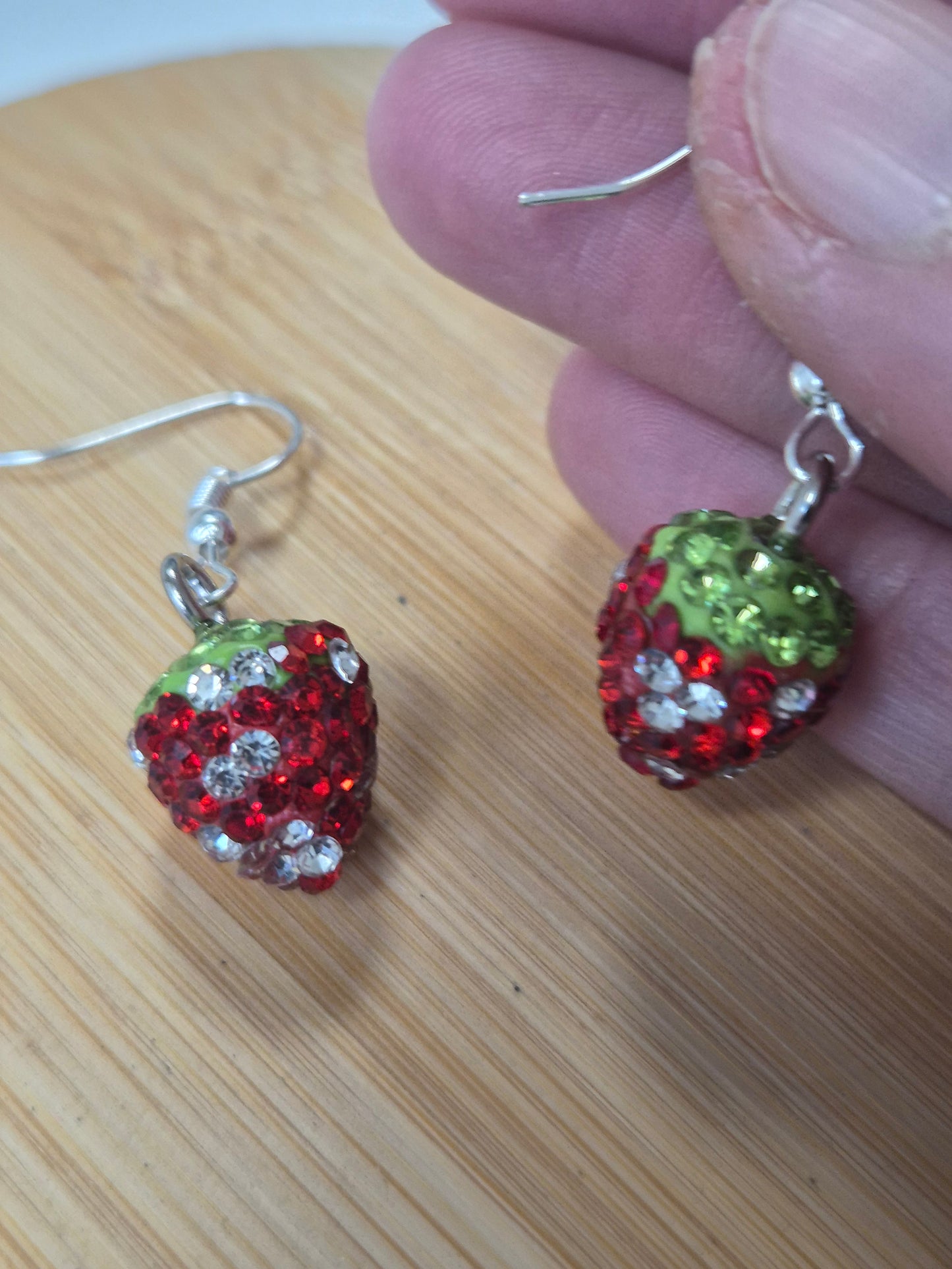Boucles d'oreilles fraise