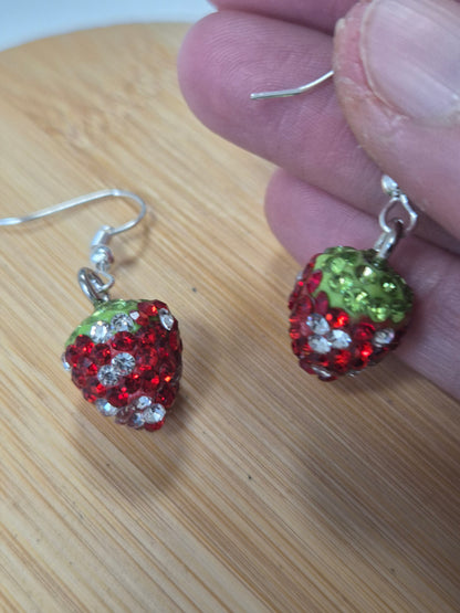 Boucles d'oreilles fraise