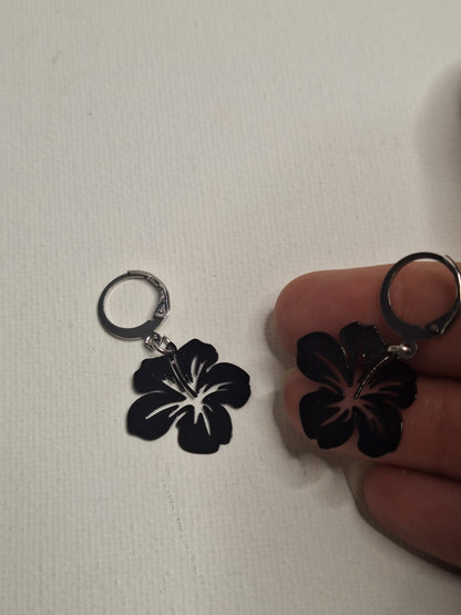 Boucle d oreille fleur de tiare
