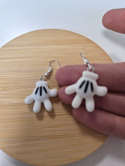Boucles d'oreilles gants