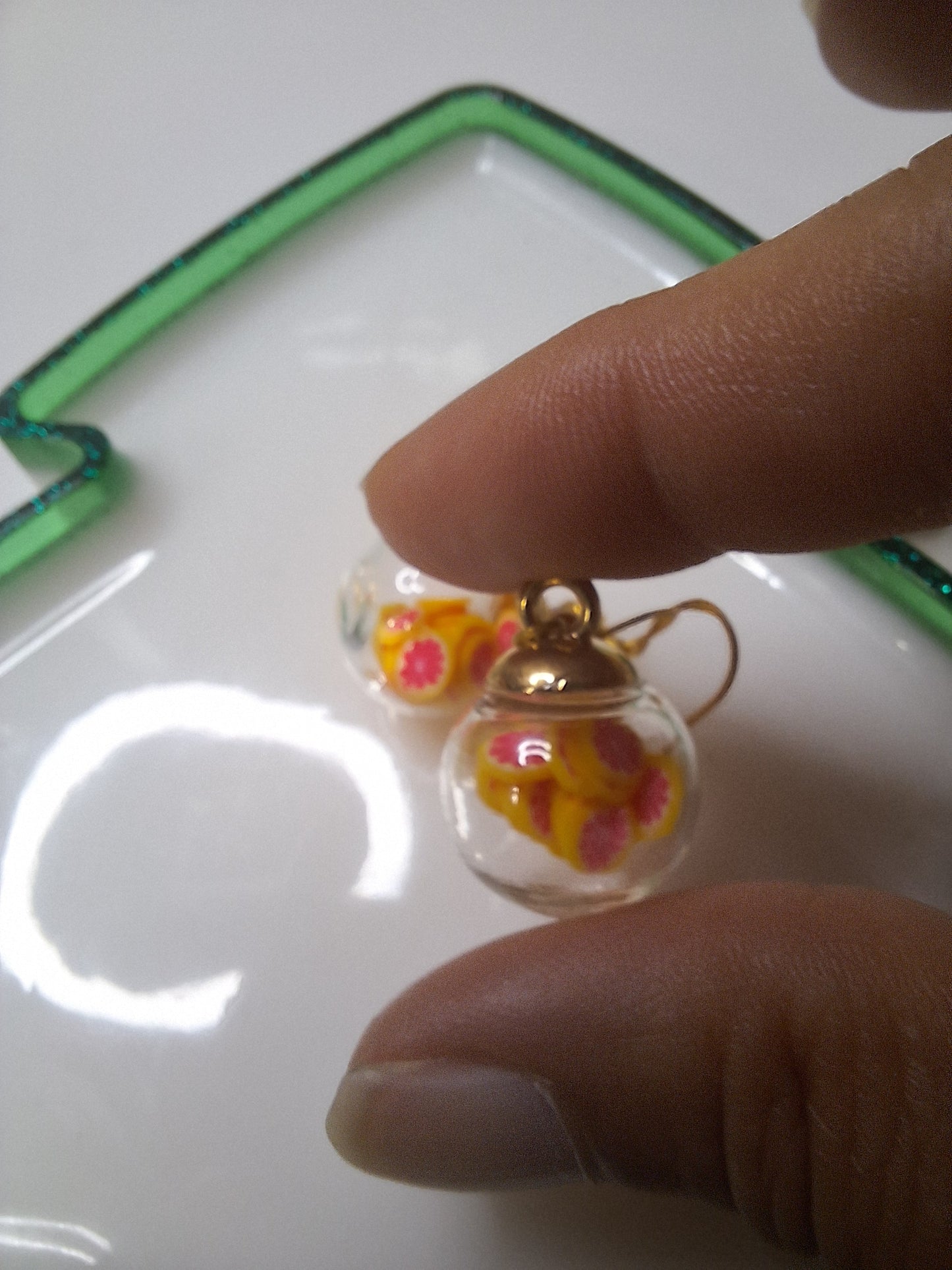 Boucles d oreilles globe fruit