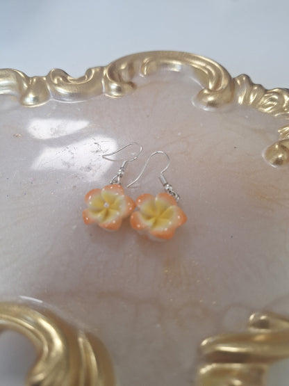 Boucles d'oreilles fleur de tiare
