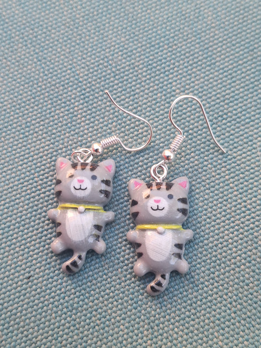 Boucle d oreille chat gris