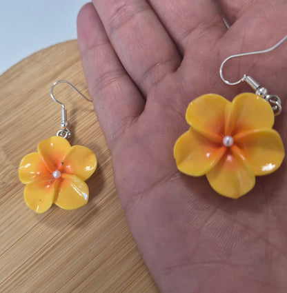 Boucles d'oreilles fleur de tiare