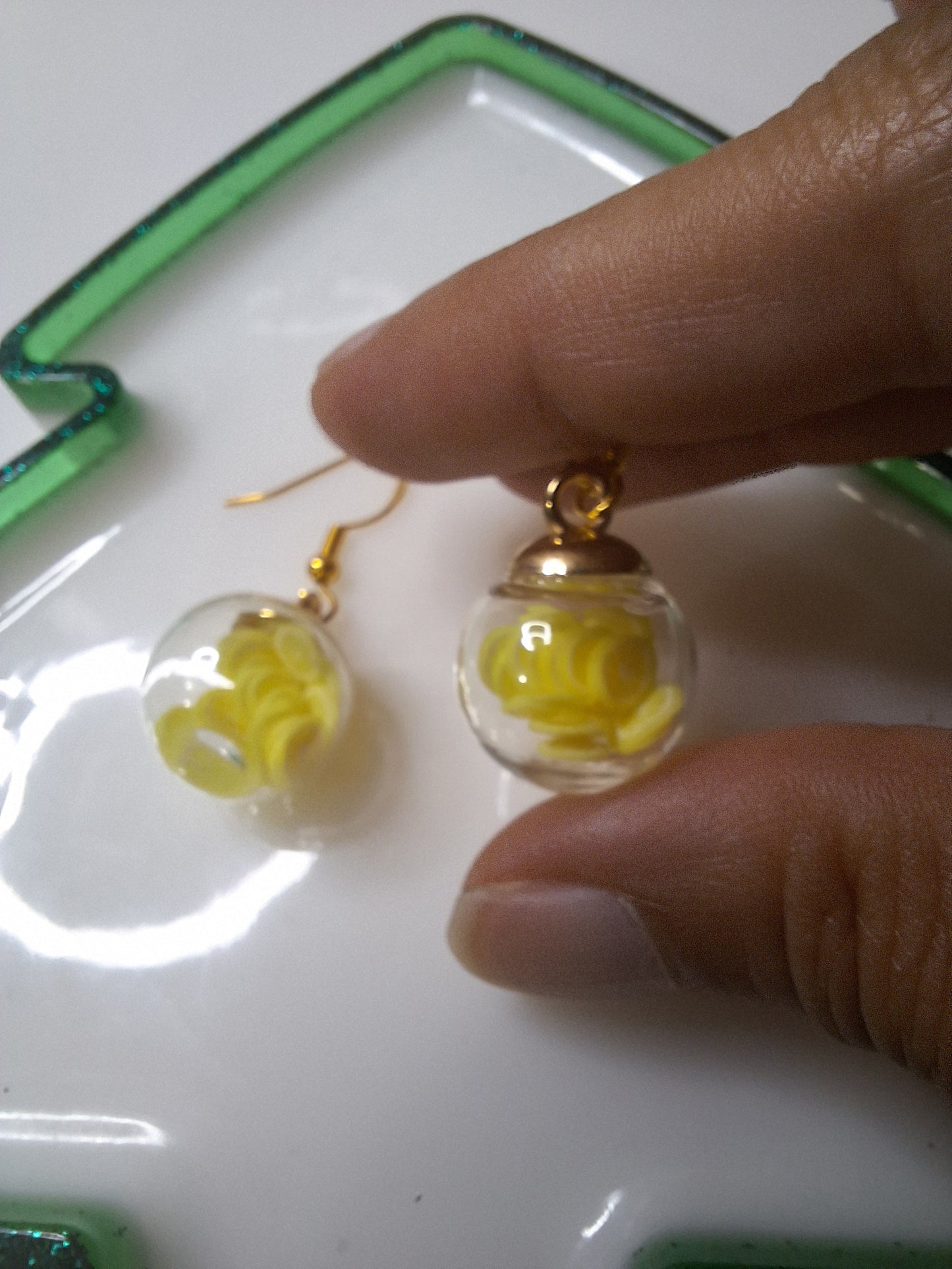 Boucles d oreilles globe fruit