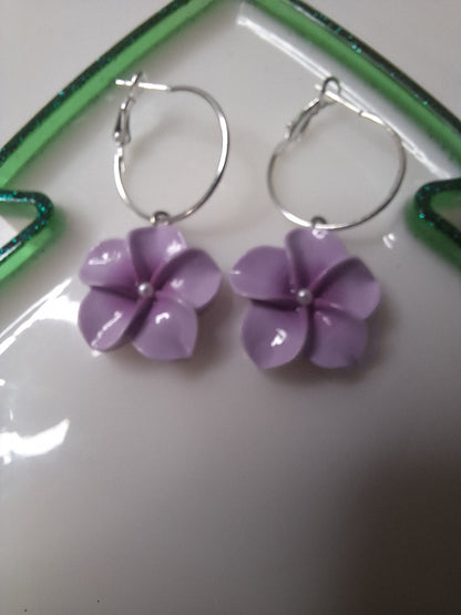 Boucles d'oreilles fleur de tiare