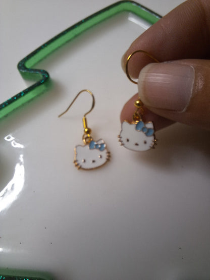 Boucles d'oreilles hello kitty