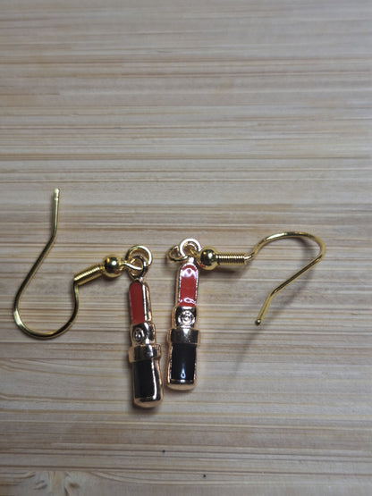 Boucles d'oreilles rouge a lèvres