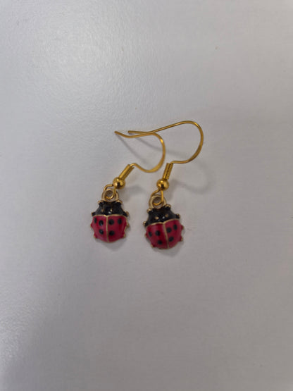 Boucles d'oreilles coccinelle 🐞