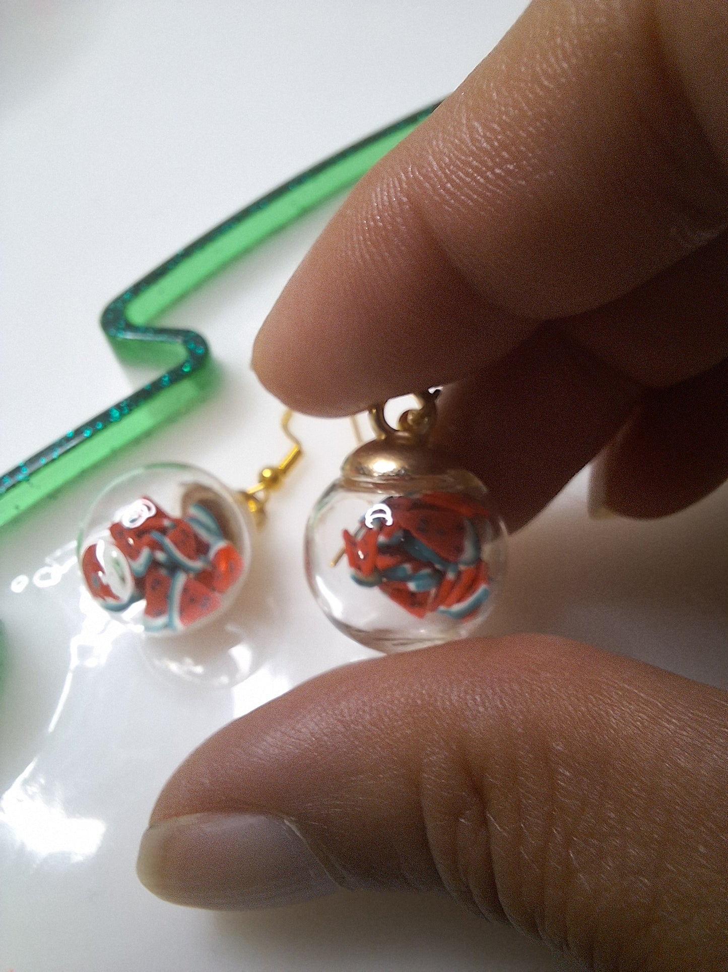 Boucles d oreilles globe fruit
