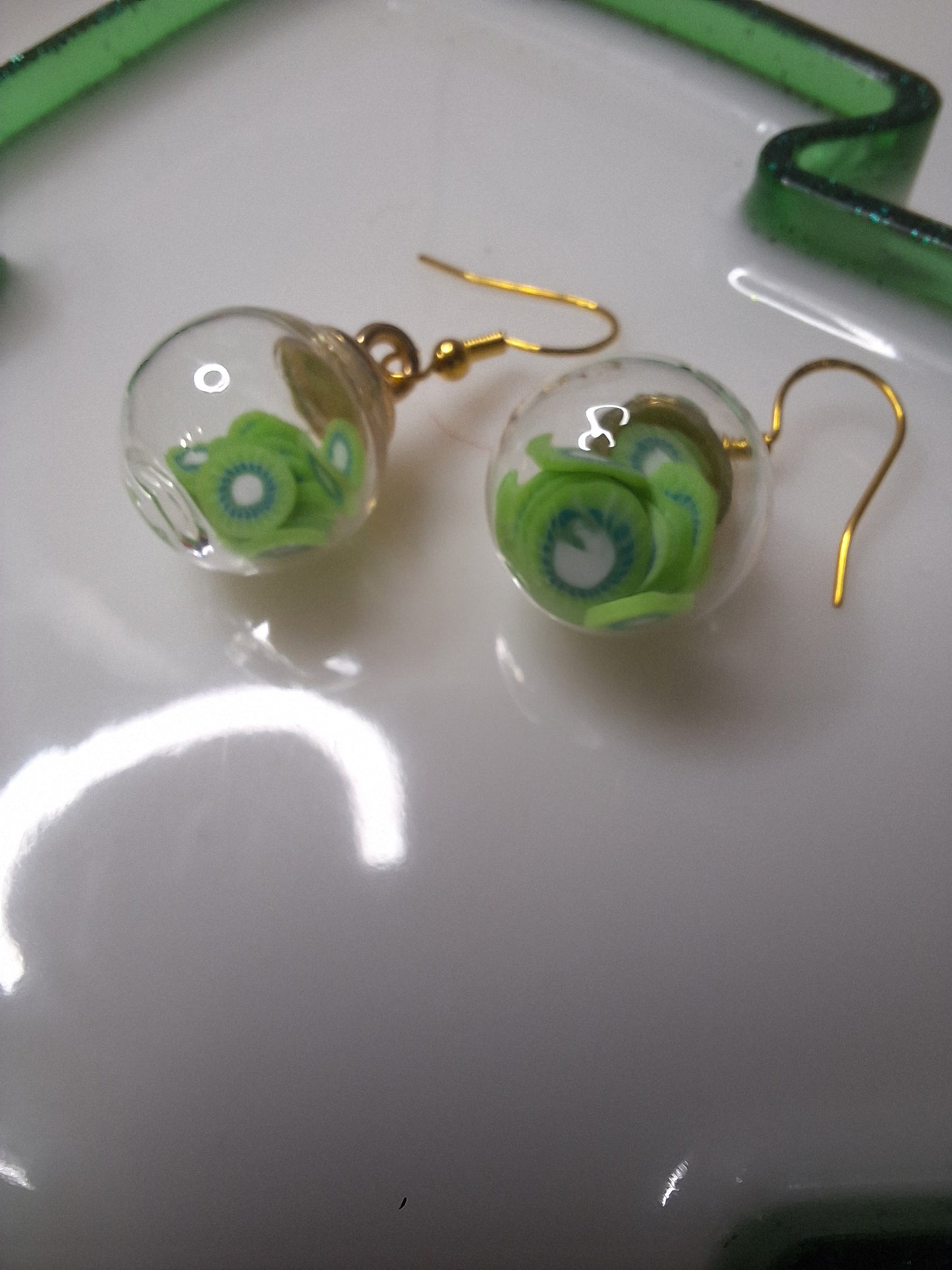 Boucles d oreilles globe fruit