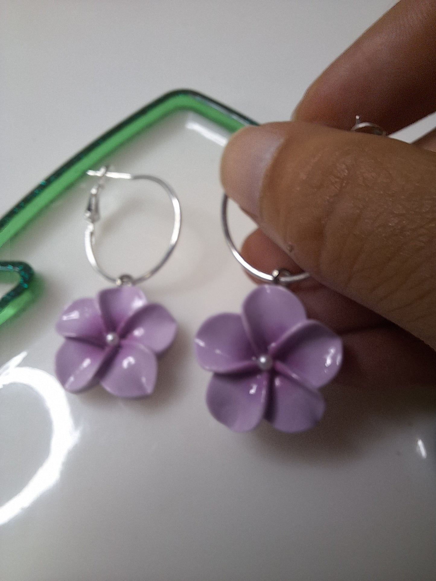 Boucles d'oreilles fleur de tiare