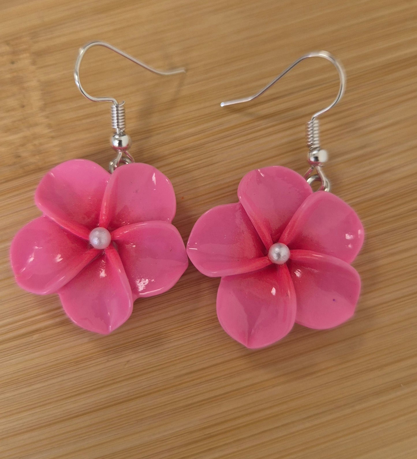 Boucles d'oreilles fleur de tiare