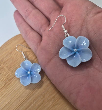 Boucles d'oreilles fleur de tiare