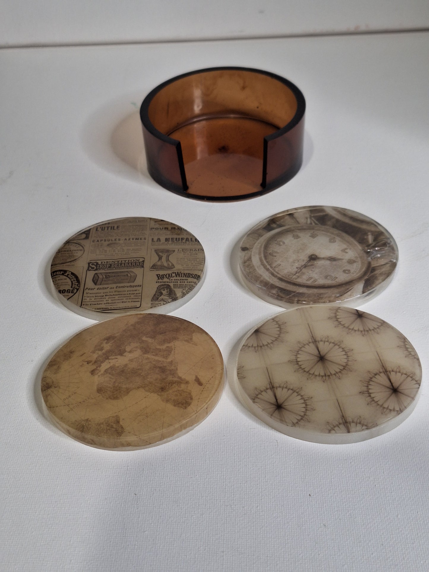 Dessous de verre tour du monde