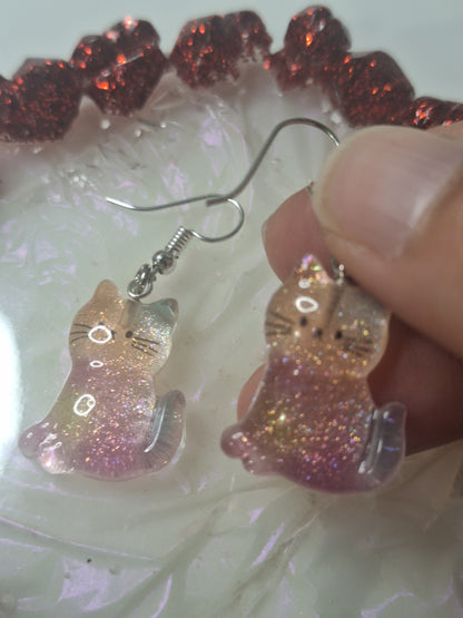 Boucles d'oreilles chat arc en ciel