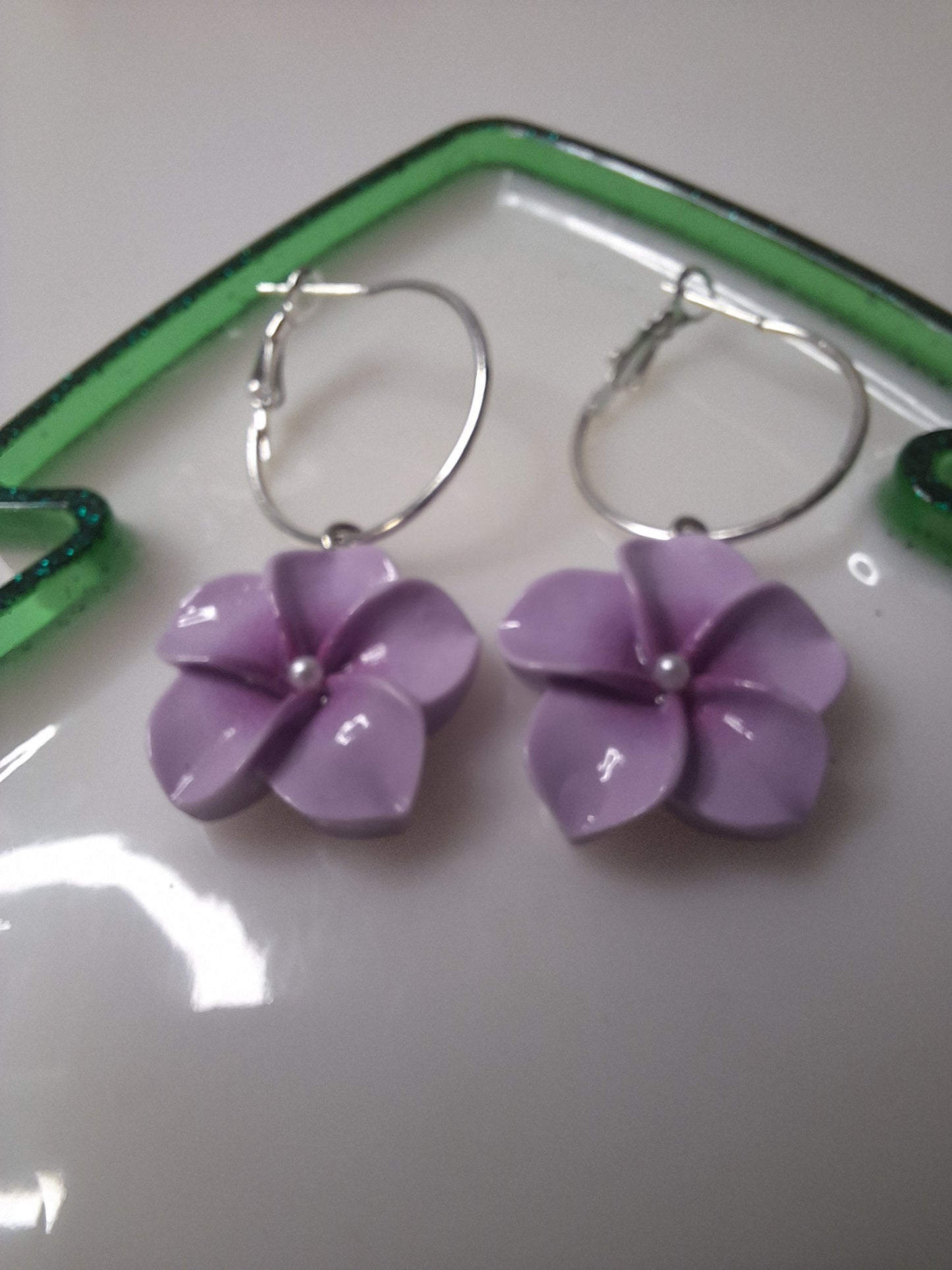 Boucles d'oreilles fleur de tiare