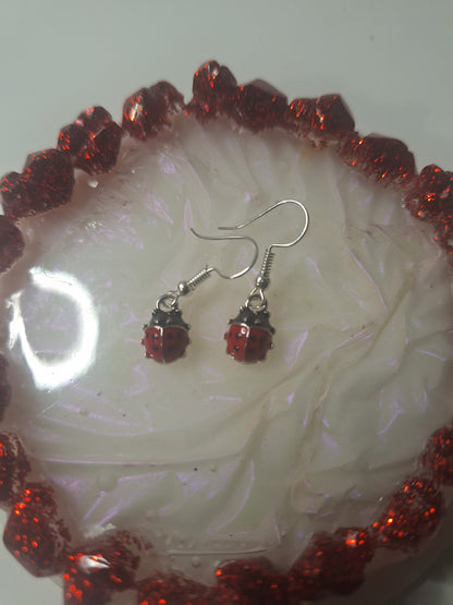 Boucles d'oreilles coccinelle 🐞