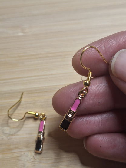 Boucles d'oreilles rouge a lèvres