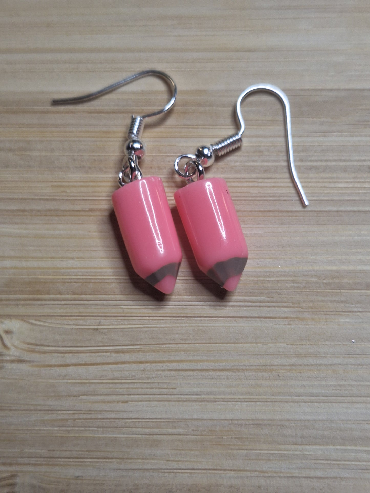 Boucles d'oreilles crayons de couleur
