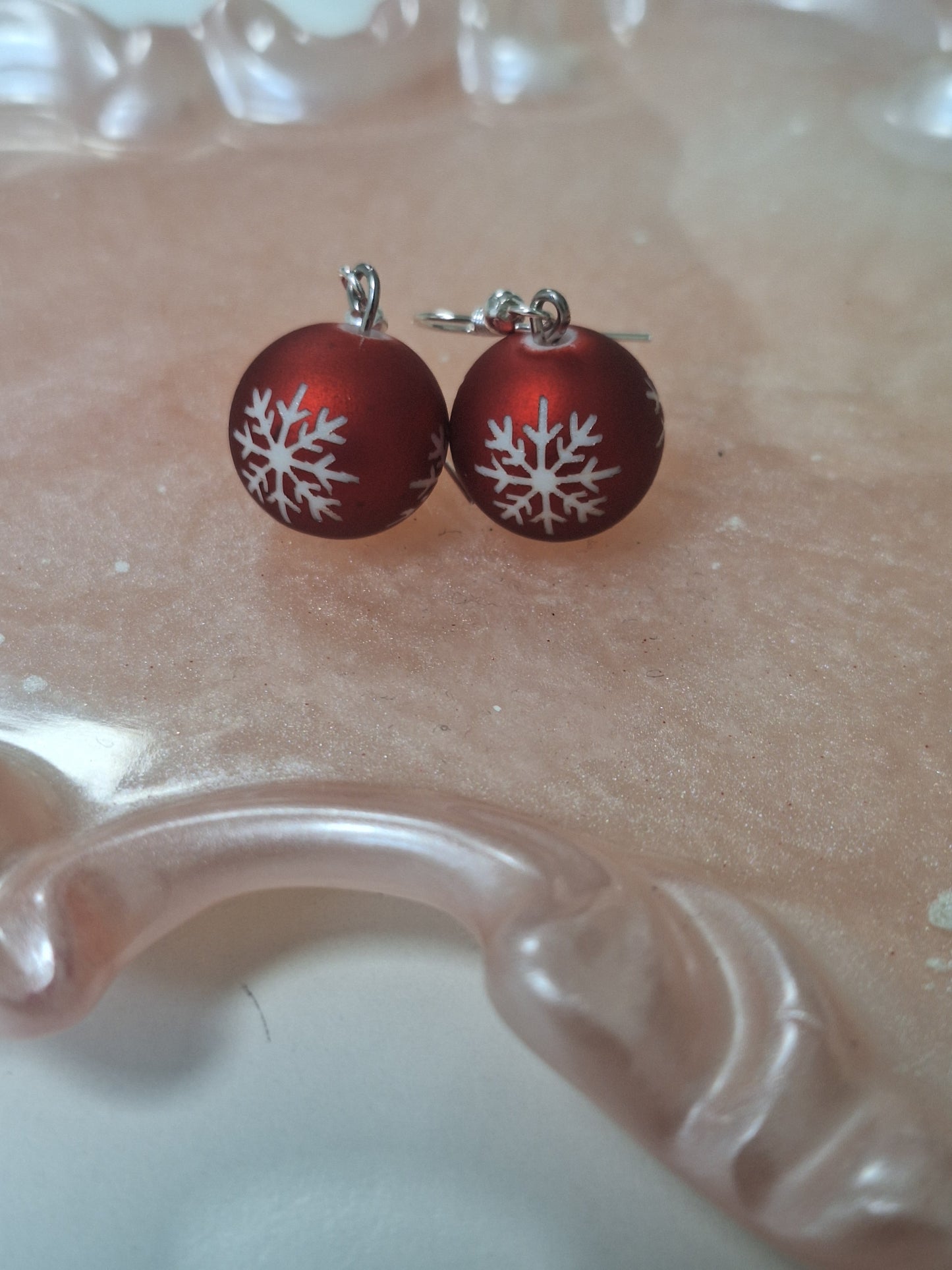 Boucles d'oreilles boule de Noël