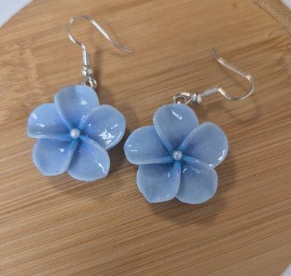 Boucles d'oreilles fleur de tiare