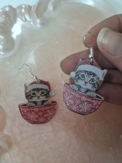 Boucles d'oreilles chat dans sa tasse