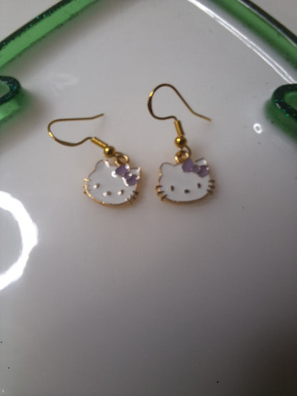 Boucles d'oreilles hello kitty