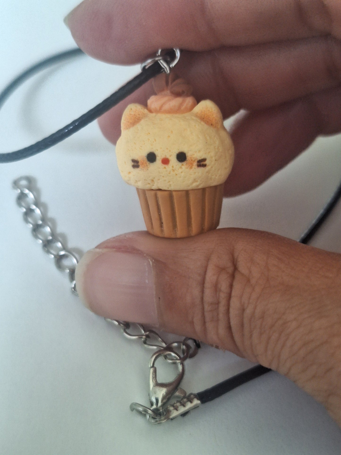 Collier cupcake