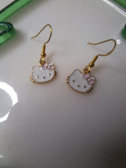 Boucles d'oreilles hello kitty